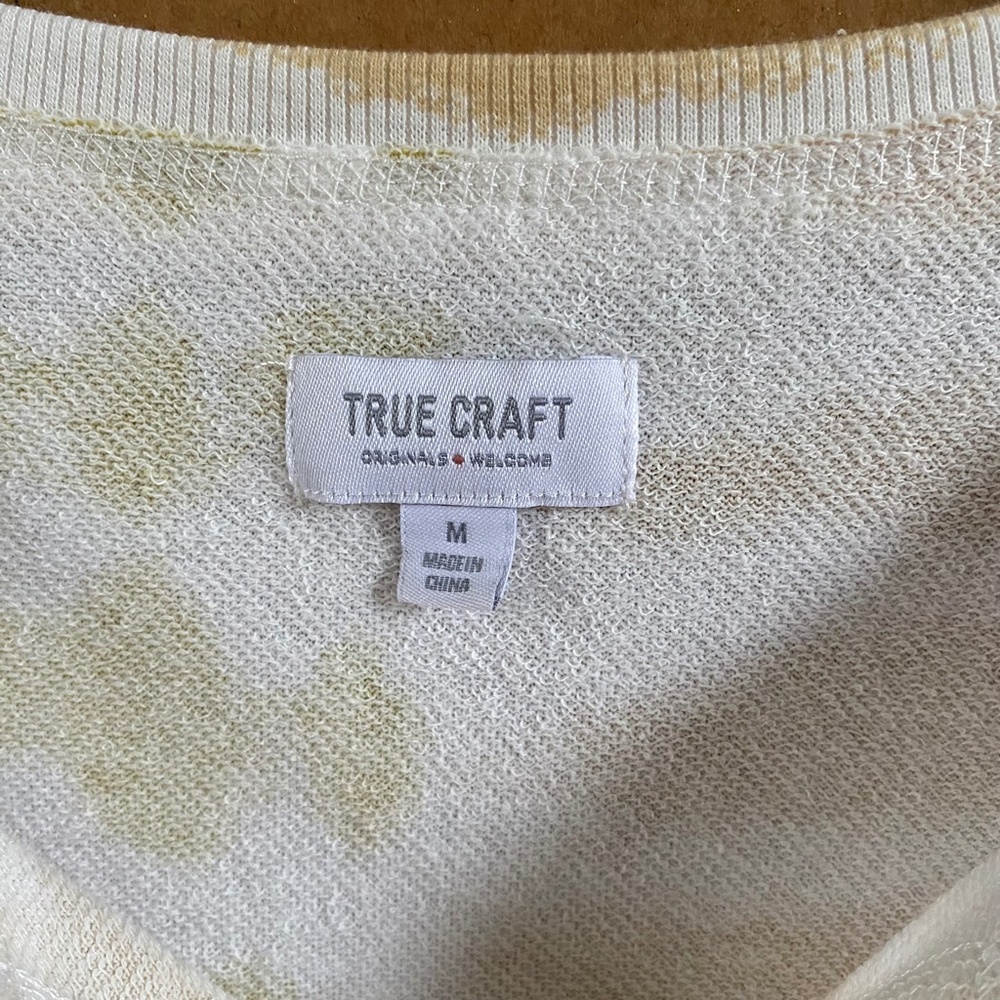 True Craft Size Medium Top - Picture 6 of 7